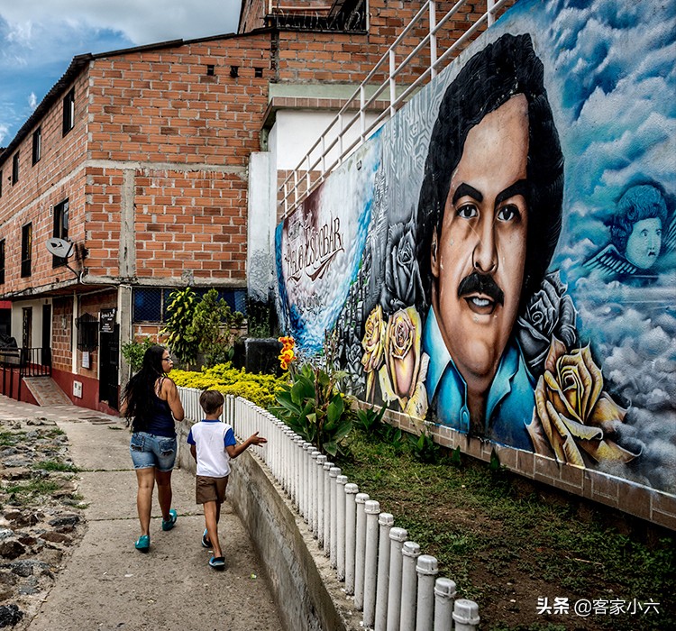 夺命毒枭VS慈善先生双面黑帮老大