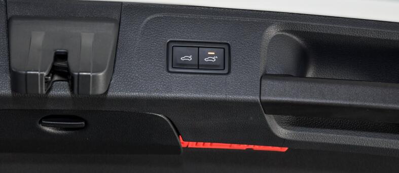 后备厢可达1780L搭载EA888的进口大众车不足7秒破百何必再看SUV