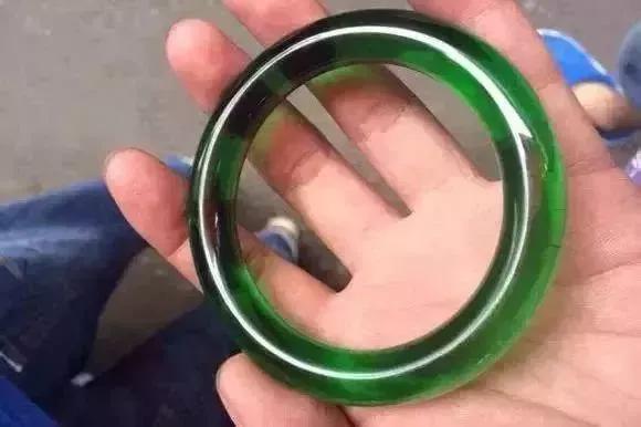 翡翠造假手段,翡翠疯狂造假