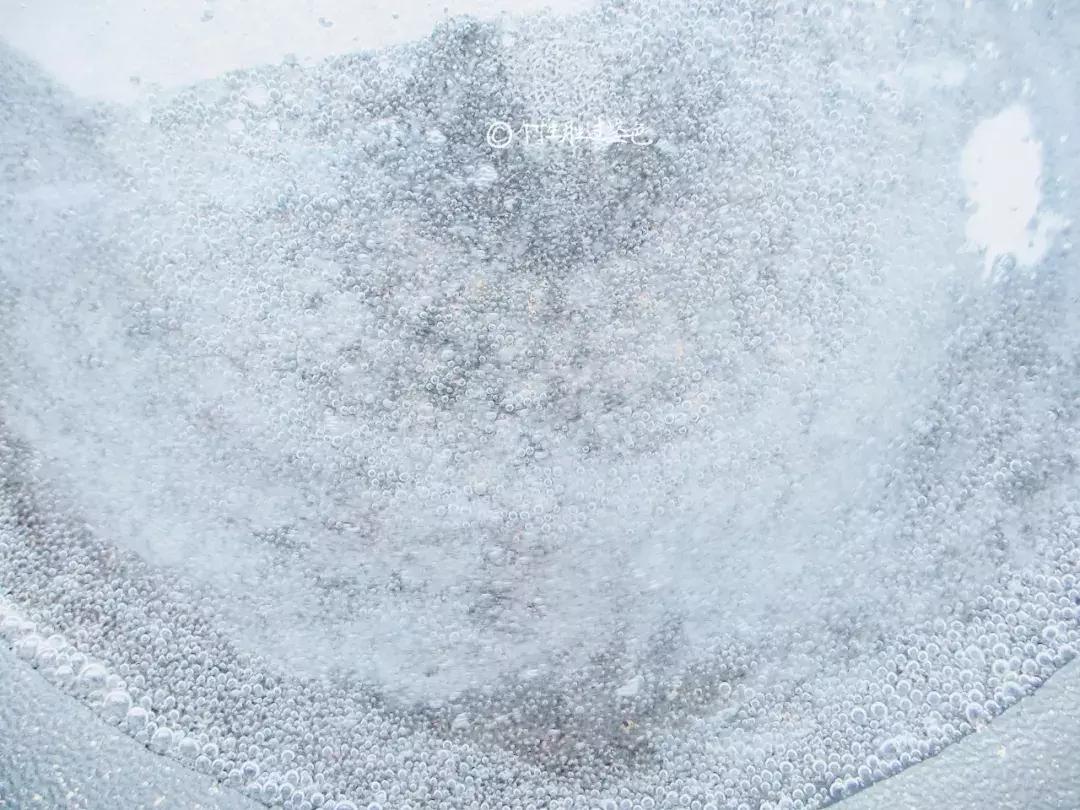 夏天吃到好吃的冰粉,吃冰粉果蔬脆