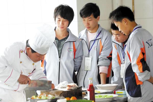 中考定向和不定向有什么区别,中考定向和非定向生区别