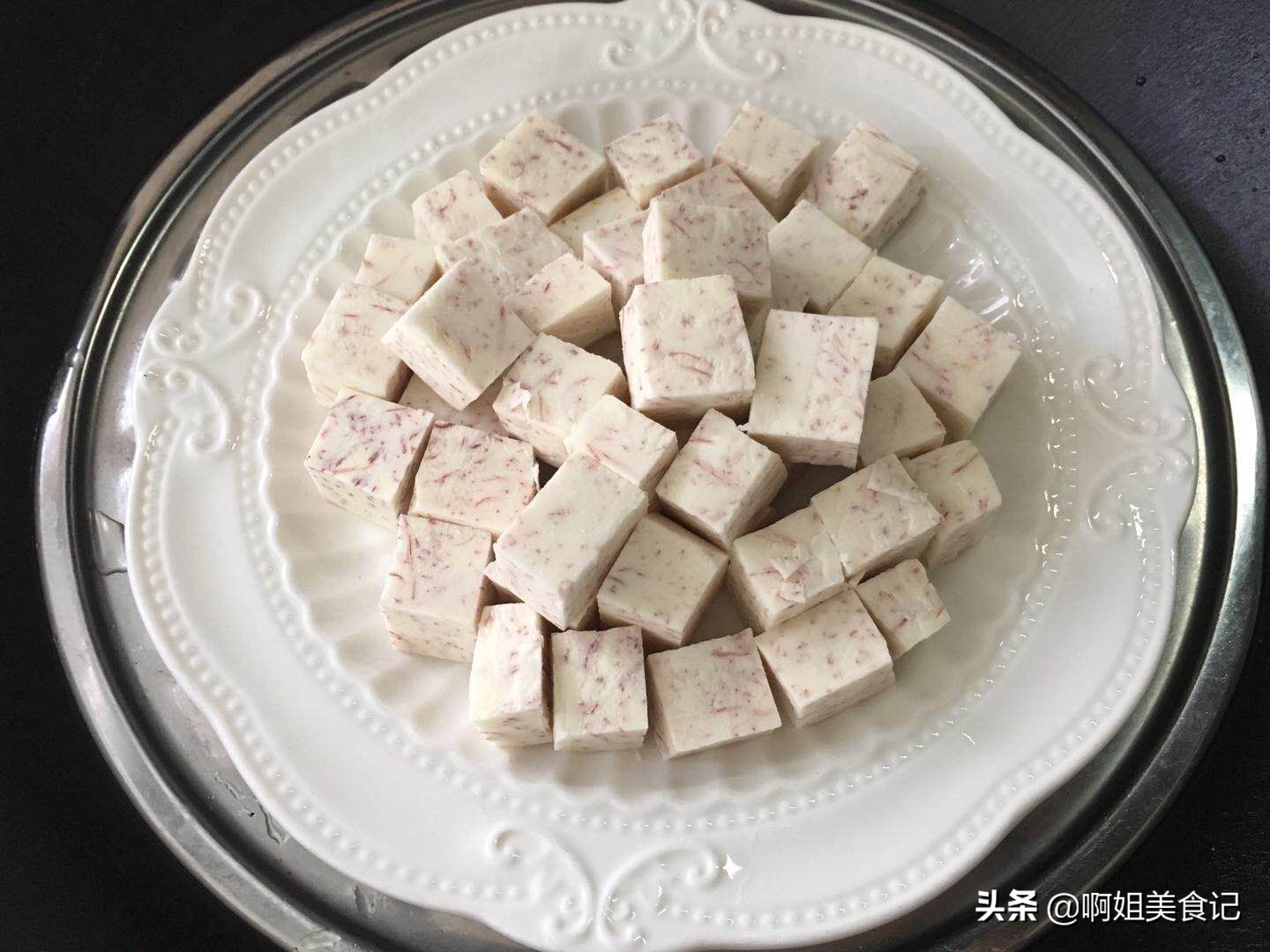 西米露香芋糖水简单做法,香芋西米露糖水做法大全