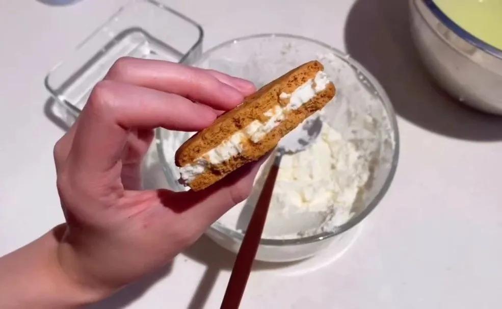 牛奶都能怎么做,牛奶就可以做的简单好吃美食