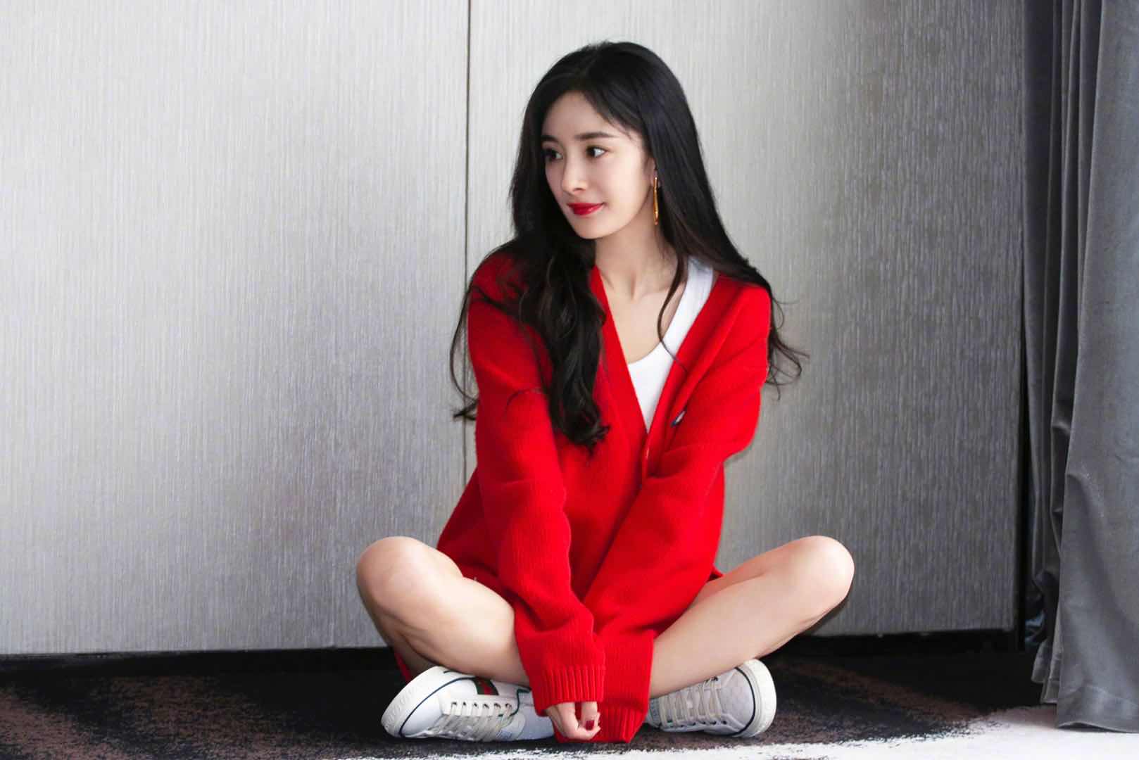 杨幂的六种叠法,学习杨幂示范经典搭配