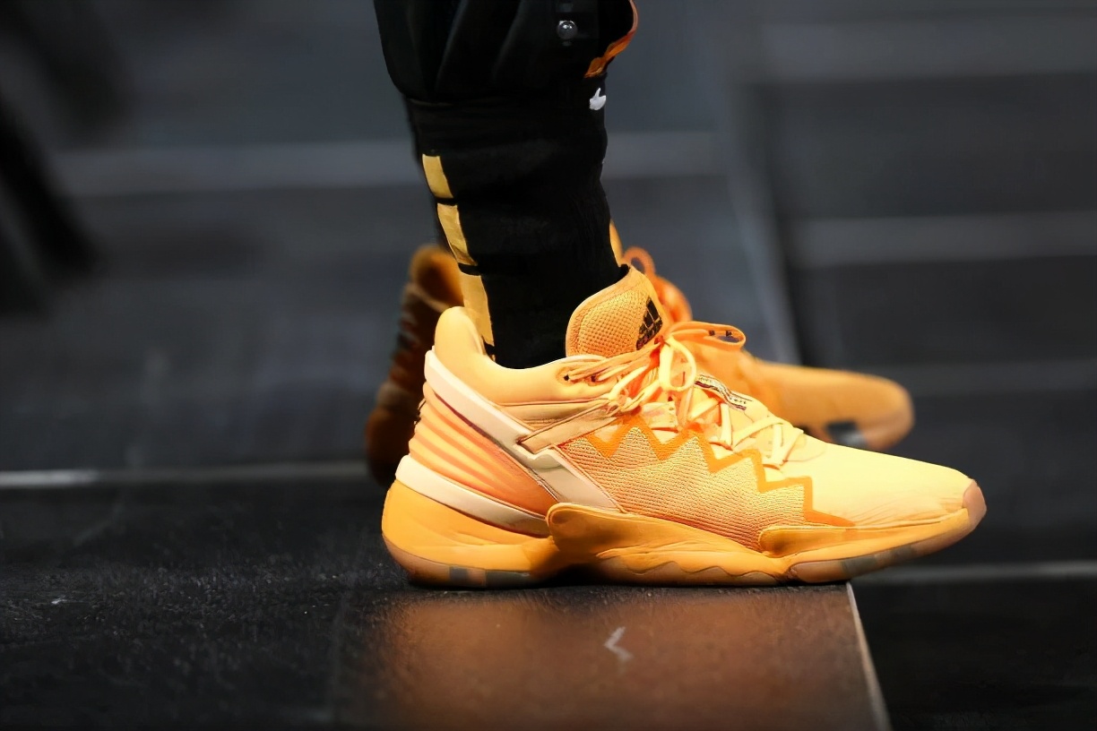 nba球员上脚dunk,nba上脚球鞋哈登5