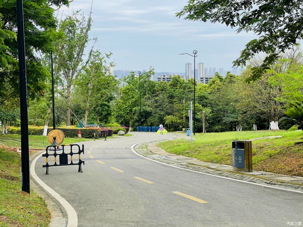 成都凤凰山公园可以爬山吗,成都凤凰山公园有什么好玩的