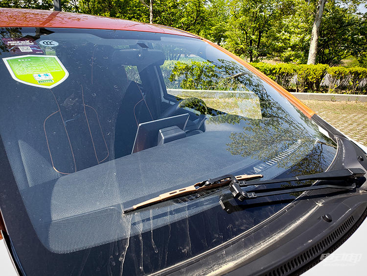 科技与复古并存？短暂体验比亚迪e1感受