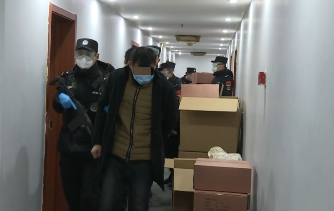 男子假卖口罩诈骗多人涉案超300万 (兰山破获口罩诈骗)