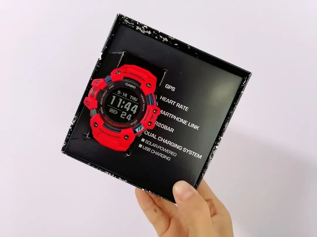 卡西欧gbd-h1000gps功能,卡西欧gbd-h1000有六局电波吗