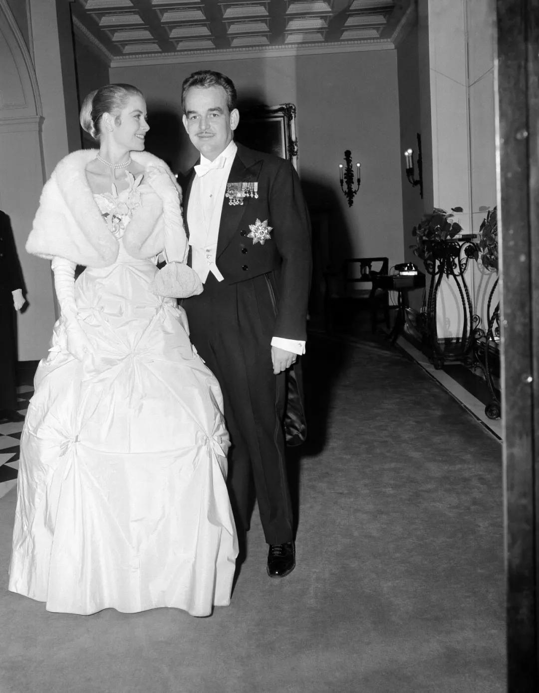 dior高定顶级贵妇,dior女装高定属于高奢吗