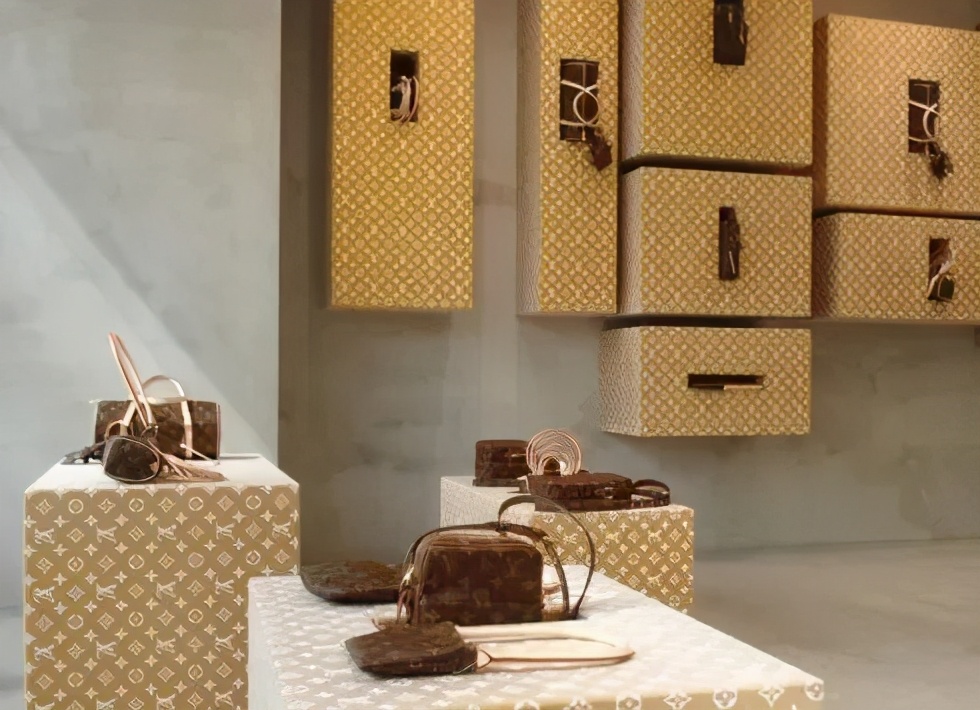 lv路易威登成都,lv和川久保玲的联名