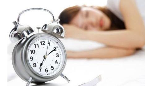 长痘不要惊慌教你自救小妙招,长痘怎么正确处理