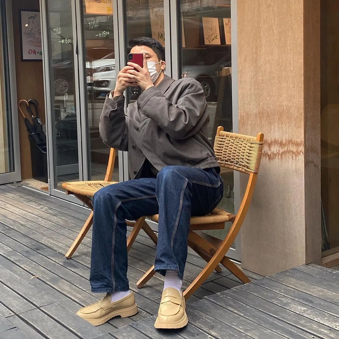 有买鞋焦虑的人看看它，让你的脚趾头也能穿上「极简」和「先锋」