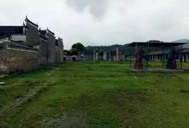 这个村庄一千年前建了个生态下水道，至今旱涝不惧