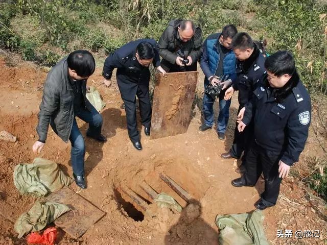 洛阳铲盗墓贼神器,洛阳铲历史