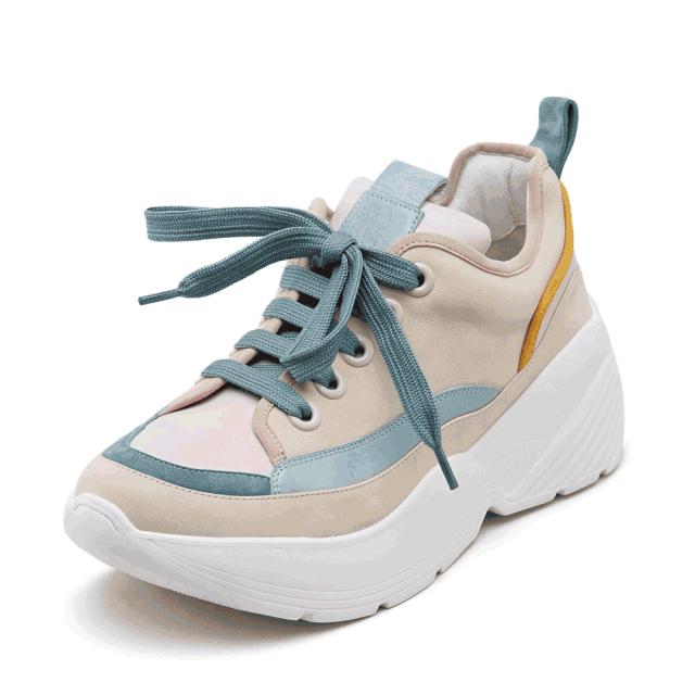 小鬼王琳凯米兰时装周欧阳娜娜,欧阳娜娜的时装周穿搭气质又高级