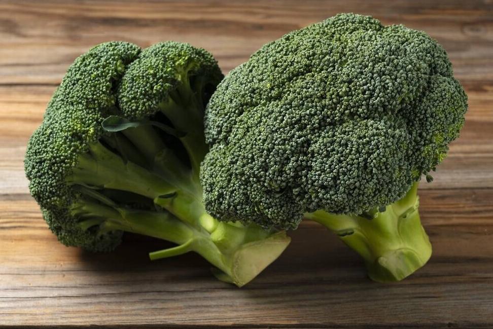 西兰花用开水焯一下能去掉虫卵吗,西兰花里面的虫卵高温可以杀死吗