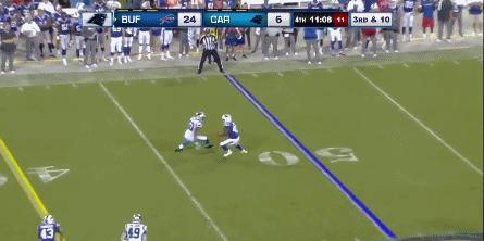 远渡重洋3000英里,英国小伙儿韦德执着追逐NFL橄榄球梦