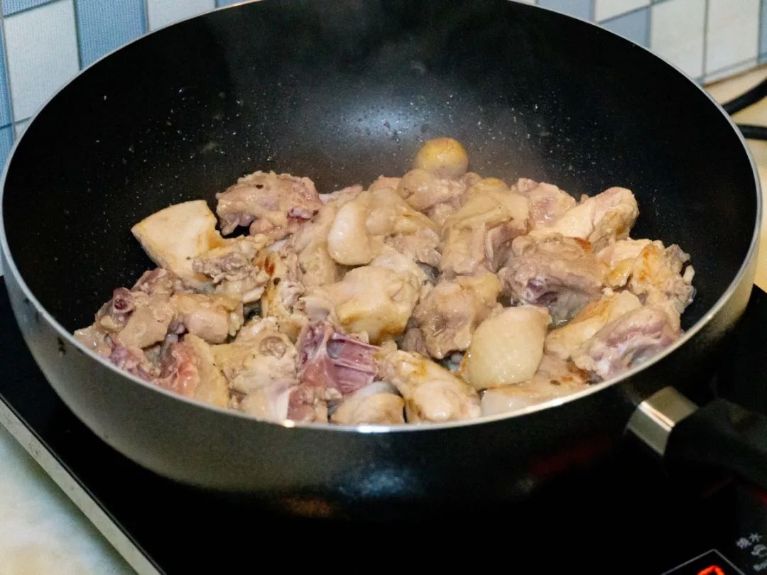 香港大元酒家秘传的「豆豉酱」，用它来做豆豉鸡，没有人能比得上