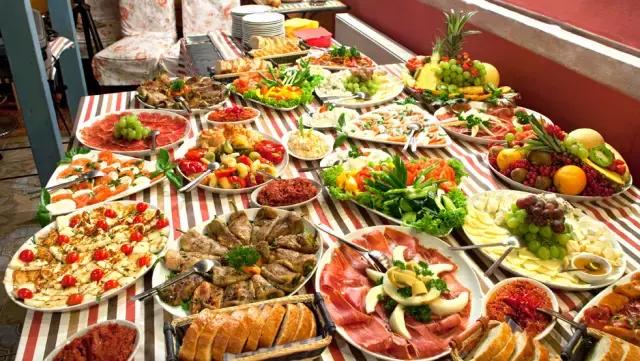 我把美国50个州按「好吃程度」排了个名，出国前收藏好慢慢打卡！