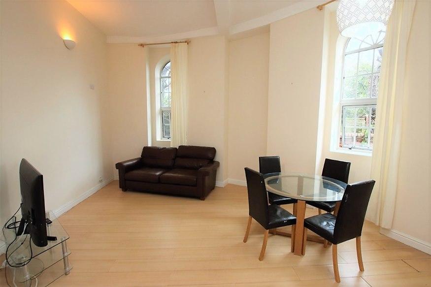 这些千奇百怪的房子,这些户型奇葩的房子居然还挺抢手