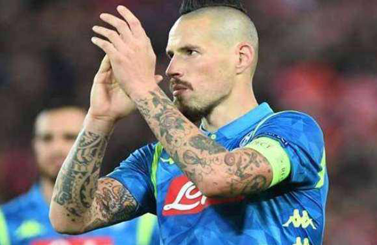 哈姆西克踢什么位置,哈姆西克可以上中超吗