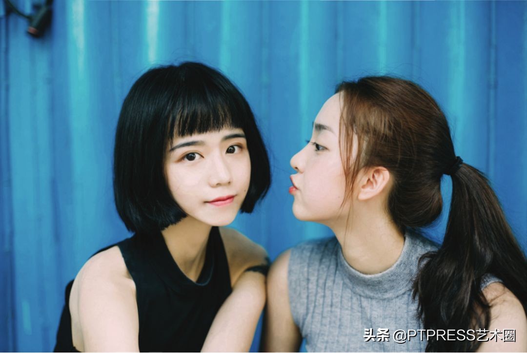 闺蜜拍照如何拍出高级感,闺蜜照怎么拍照好看又上镜