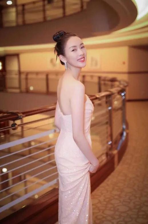 章子怡杨幂同框图片,杨幂跟章子怡比