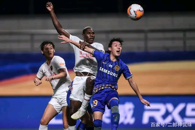 门柱三度救险，江苏苏宁差点被打爆，球队现出颓势