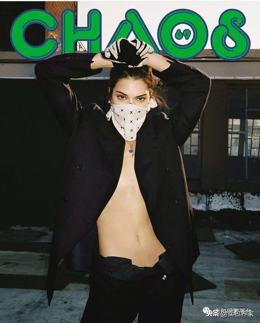 年赚1.5亿成家中最穷，生在名利场，把所有想要的都拿到她才23岁