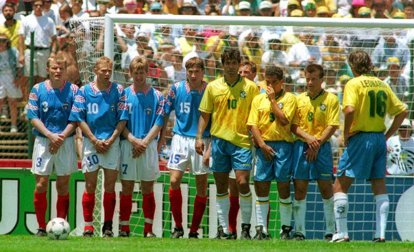 桑巴起舞帕奎塔,百年巴萨四星巴西