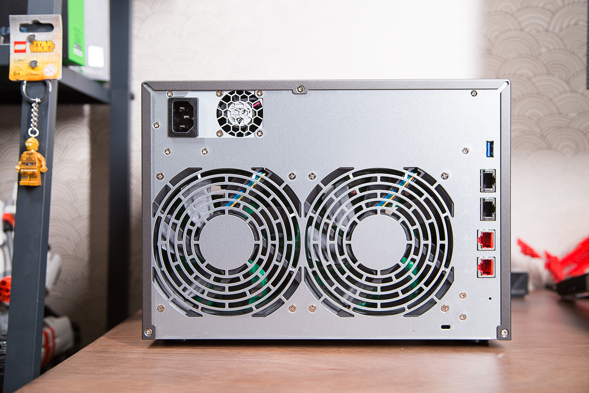 100T私有云达成！创作者之选华芸10GNASAS6510T使用测评