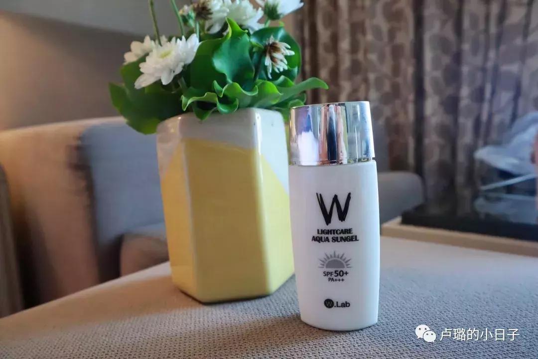 没这10样产品,我根本不敢出门!外出旅行化妆包大公开