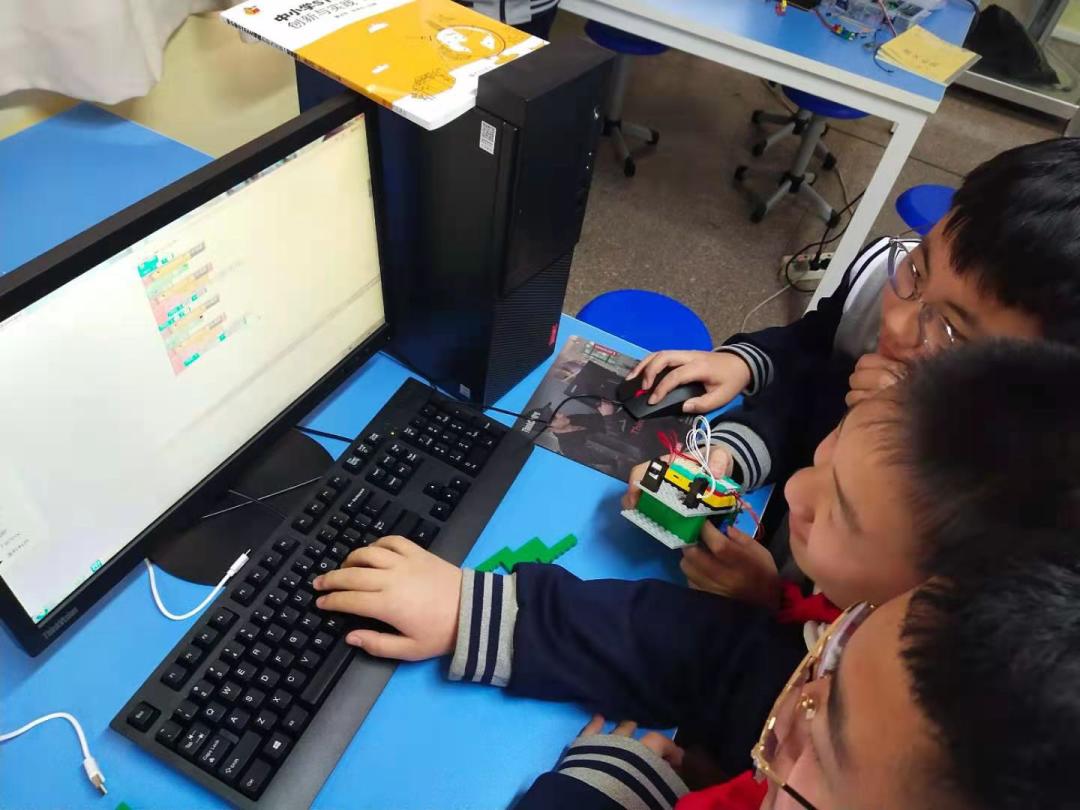 崂山八中研学,崂山八中2017