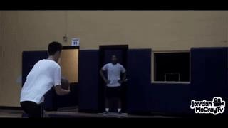 2米05中锋投三分,2米控卫技巧