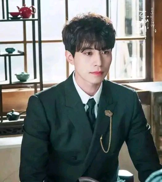 818老一辈韩国男星，如果可以选个做男朋友，你选谁？