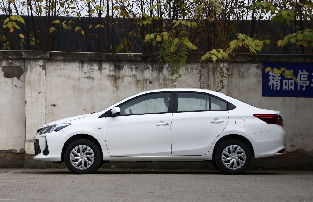 省油耐用的家用车威驰,丰田威驰车皮实耐用不