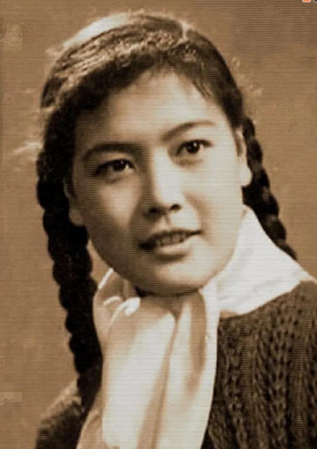 杨雅琴苦菜花图片,杨雅琴悲剧人生