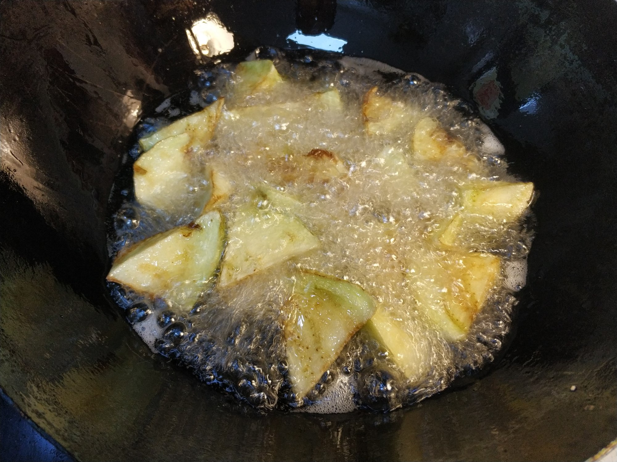 地三鲜水三鲜素三鲜指的是什么,地三鲜是哪三鲜为什么叫地三鲜