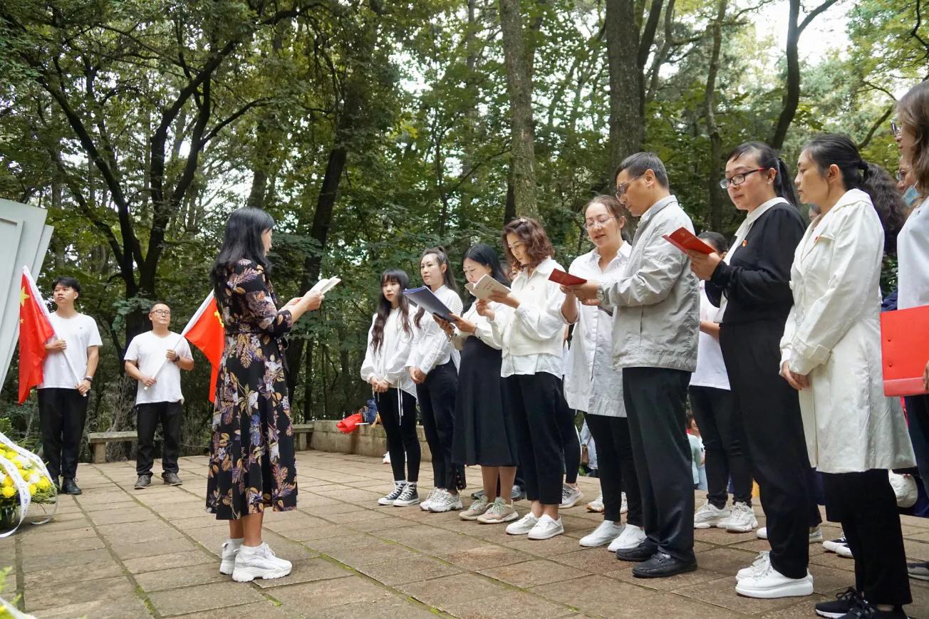 缅怀华侨先贤主题活动,缅怀抗美援朝先烈学校活动