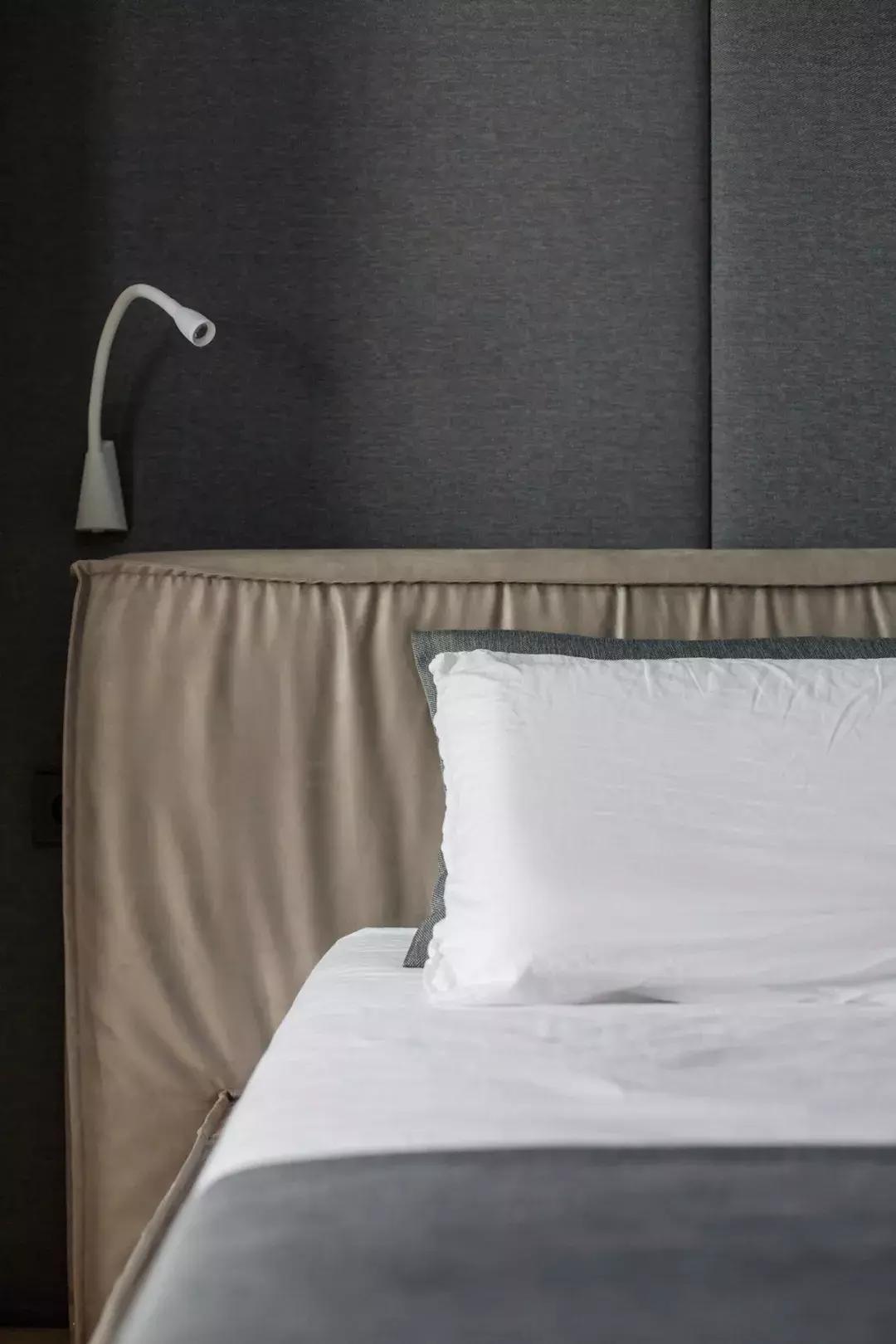 人生第一套房不是娘家也不是婆家,人生第一套房子不靠父母