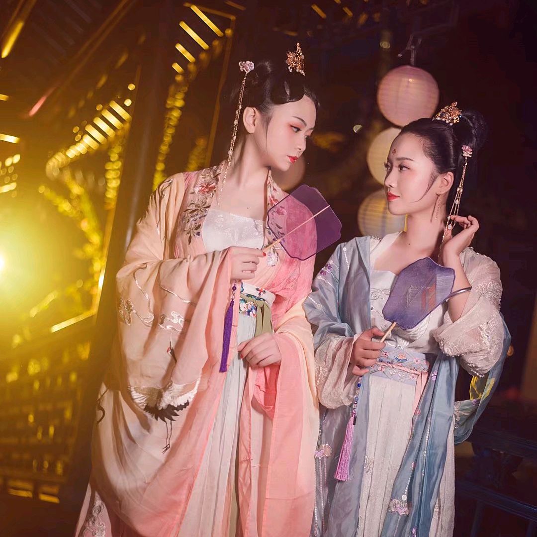 女子情窦初开,情窦初开的少女引来离奇命案