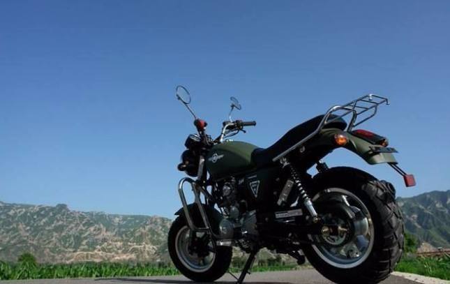 银钢小怪兽mini试驾,银钢小怪兽值得买吗