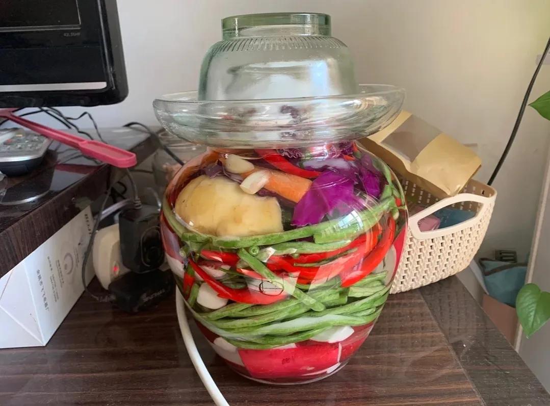 四川老坛青菜酸菜的腌制方法,四川老坛泡酸菜的正宗做法