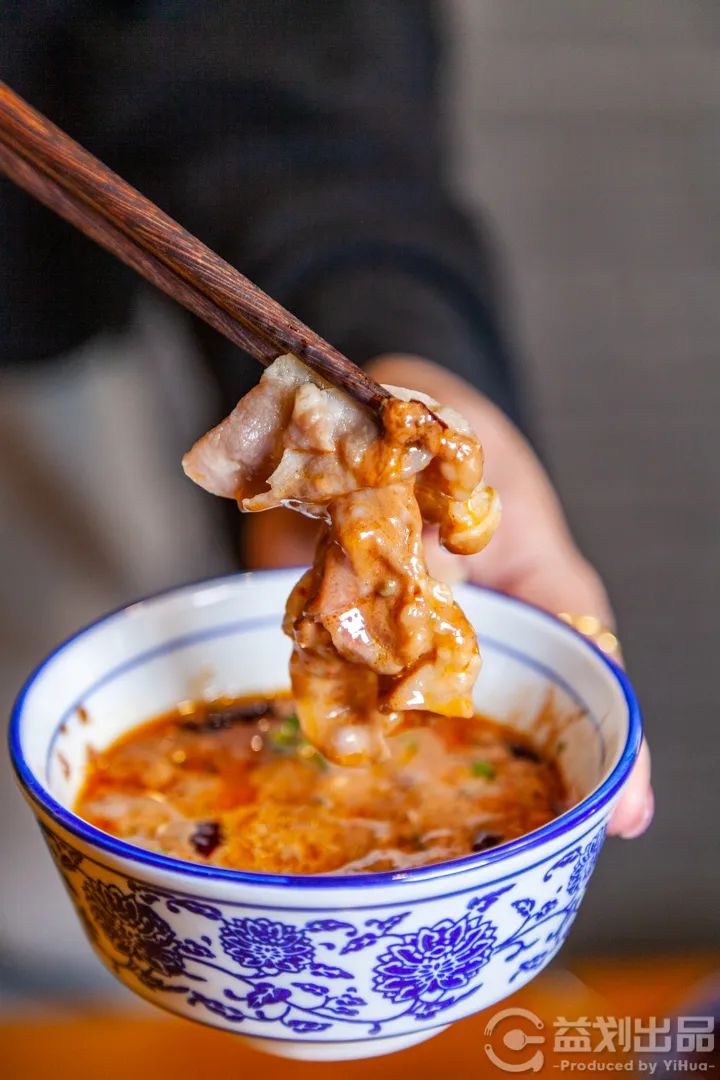 东北菜炭火铜锅涮羊肉,北方正宗铜锅涮羊肉