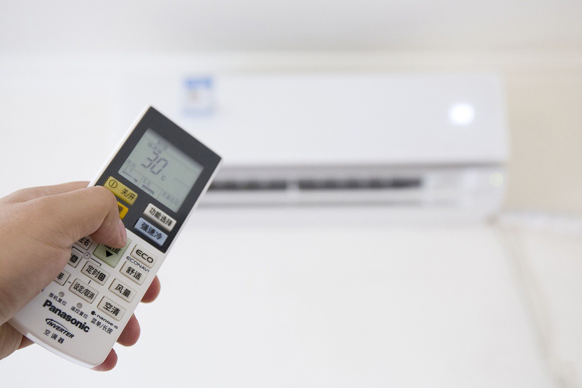 定频空调和变频空调哪个实用性好,定频空调和变频空调哪个好用