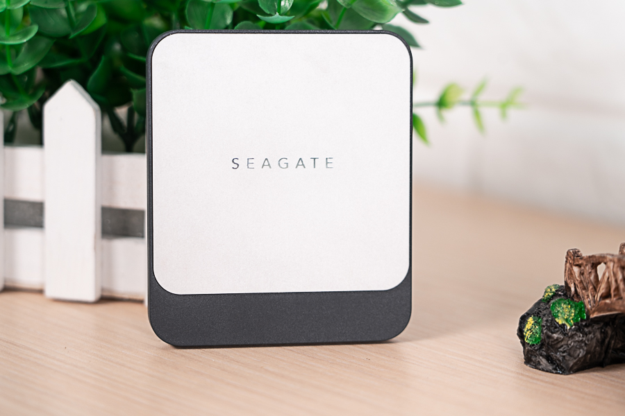 希捷飞翼,希捷飞翼固态移动硬盘好吗