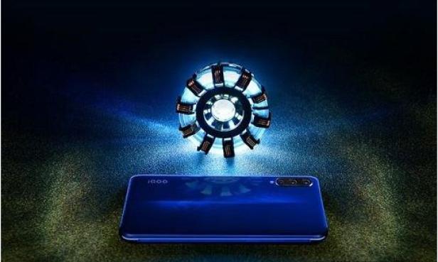 为什么iqoo手机充电发热,iqoo可以充电玩手机吗