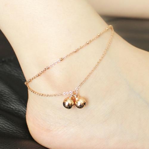 夏日珠宝搭配思路,夏日饰品简约高级