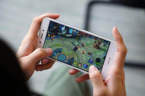 小孩沉迷王者荣耀如何封号？腾讯防沉迷系统解决家长困扰